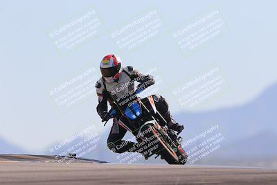 media/Nov-06-2023-Moto Forza (Mon) [[ce023d0744]]/2-Advanced Group/Session 4 (Turn 9)/